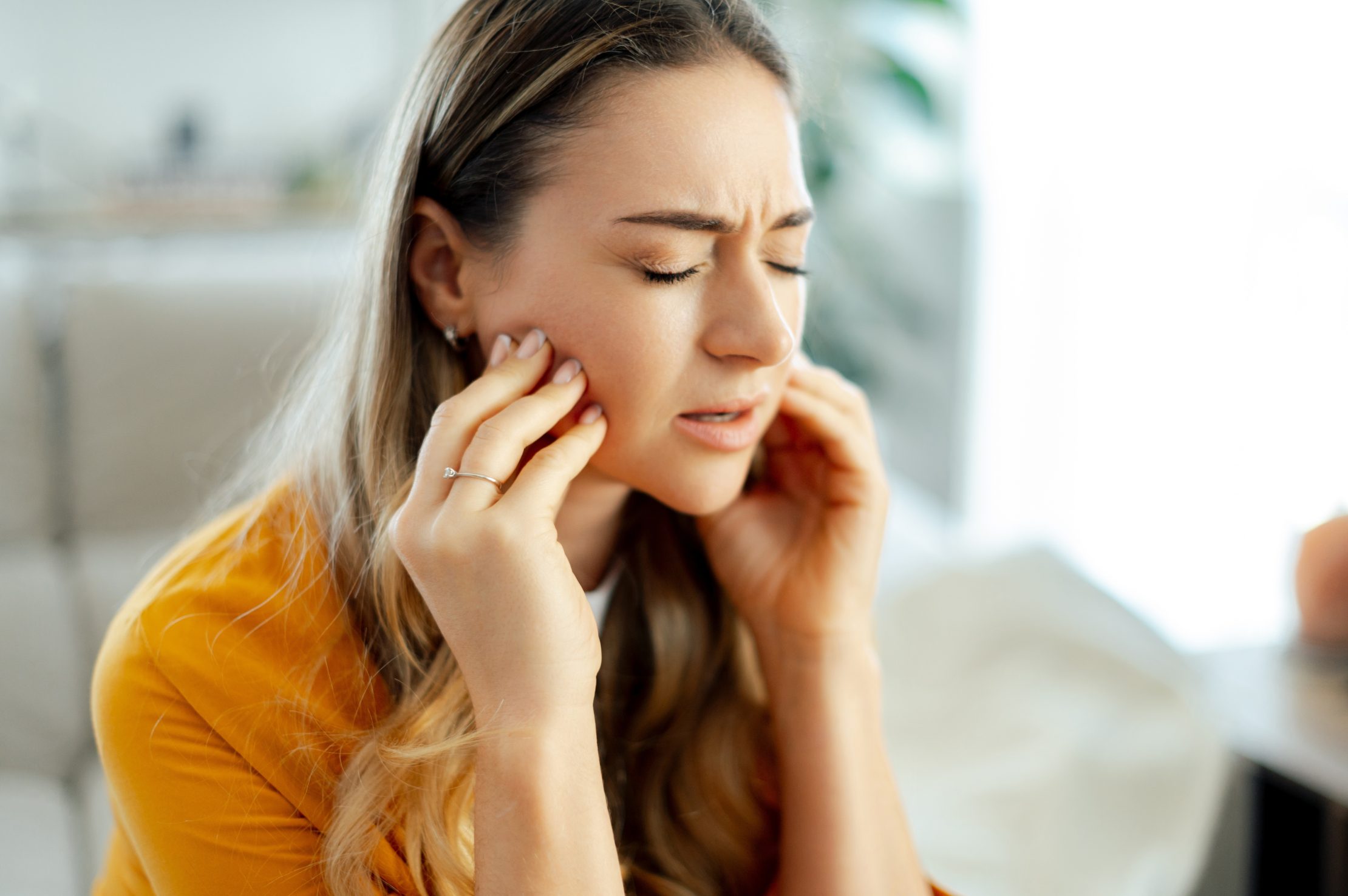 Jaw Pain, Headaches, and Teeth Grinding: When to Talk to Your Dentist About TMJ Treatment